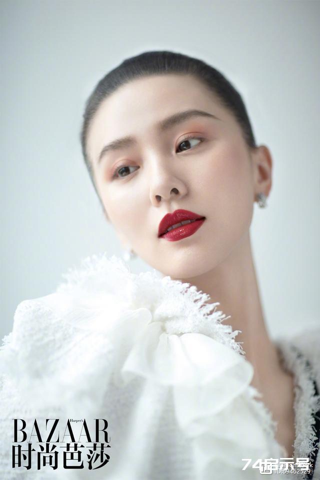 刘诗诗气质好绝！时尚芭莎3月刊释出，手绘封面化身淡彩写意女神