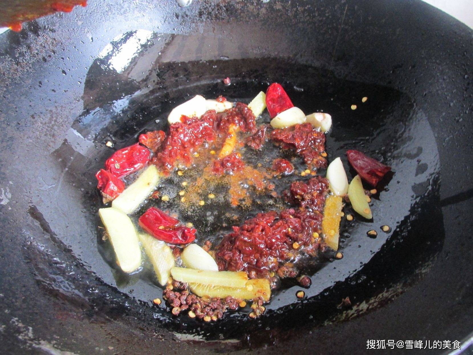 吃雞吃鴨不如吃它，這樣簡單做一盆鮮美噴香特下飯，全家老小都愛吃！