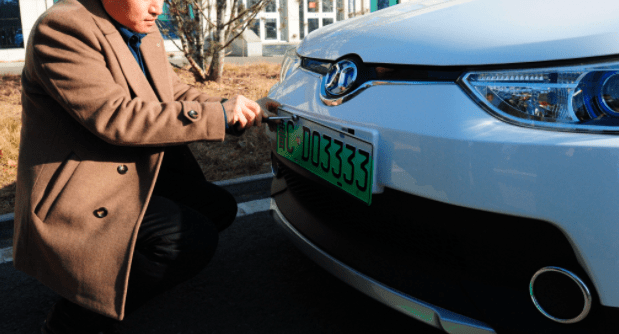 兩台車的車牌号可以互相換嗎？符合這些條件就行