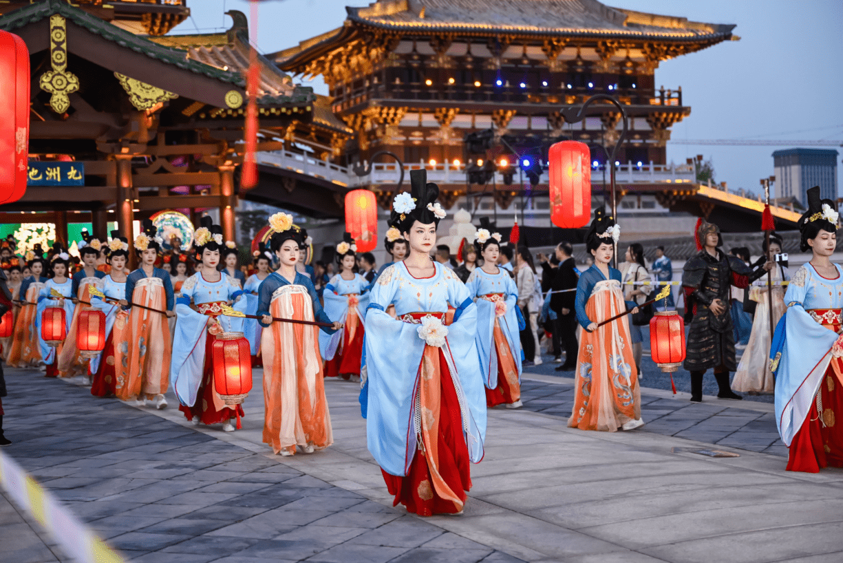 “流量”變“留量” 文旅行業強勢複蘇