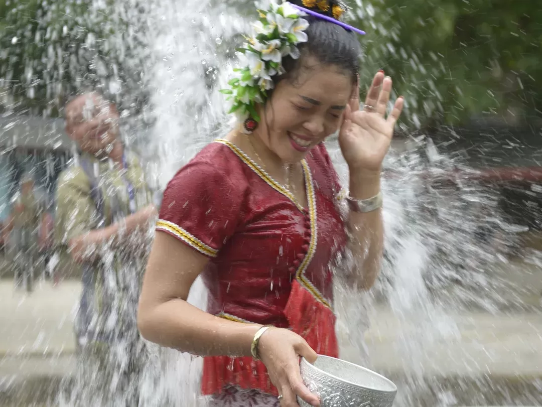 若泼水节来版纳玩，这些节日风俗大家应该提前了解下